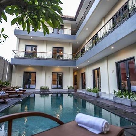 Zuk Hotel Legian  Luaran gambar